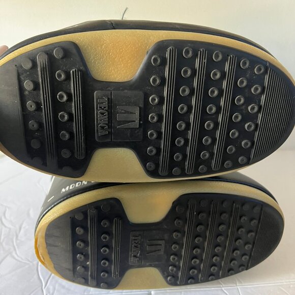 MOON BOOT NYLON ICON SHELL AND FAUX LEATHER SNOW BOOTS SIZE 35/38 EU 5.5/6 US - Picture 8 of 9